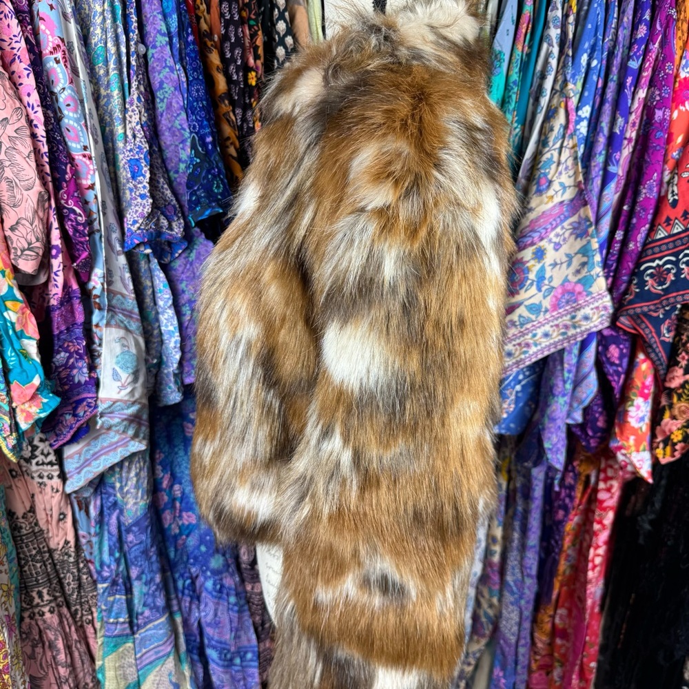 ✨ SPELL The Nomad Faux Fur Jacket ✨ NWT - Picture 6 of 10